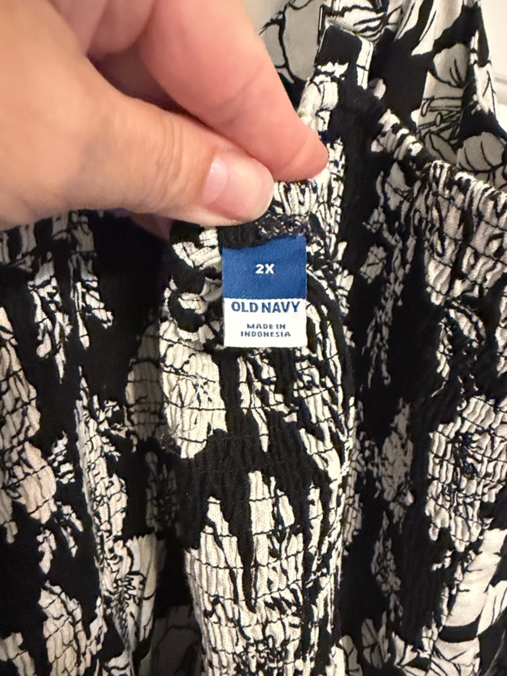 Black & White Floral Jumpsuit - Sleeveless Women’s Jumpsuit Old Navy Linen - Picture 4 of 6